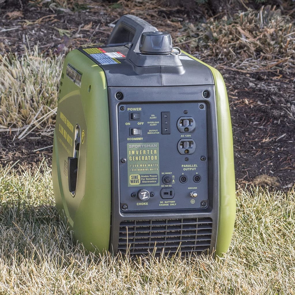 Sportsman GEN2000I 2000 Watts Inverter Generator