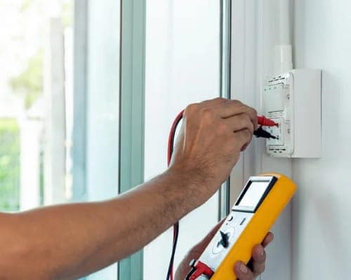 The Impact of Voltage Fluctuations on Sensitive Electronics